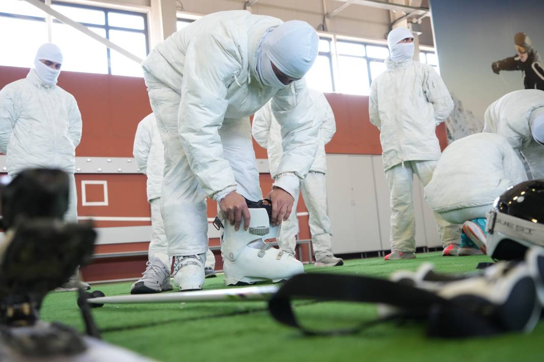 Dondurucu soğukta nefes kesen eğitim 15